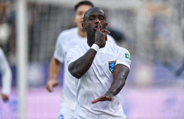 九游体育-被海港放弃只用30分钟就证明自己 卡隆是个狠角色