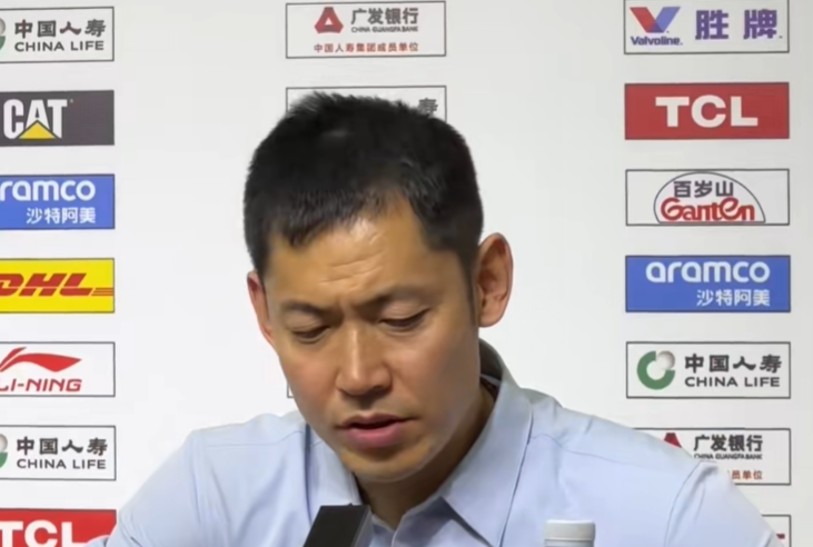 九游账号个人中心官网-输广厦发布会！张庆鹏力挺罗汉琛，谈沈梓捷伤势，仍甩锅球员！